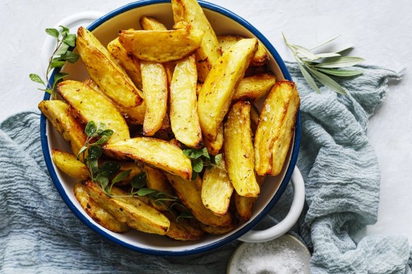 Recipetin Greek Roast Potatoes.