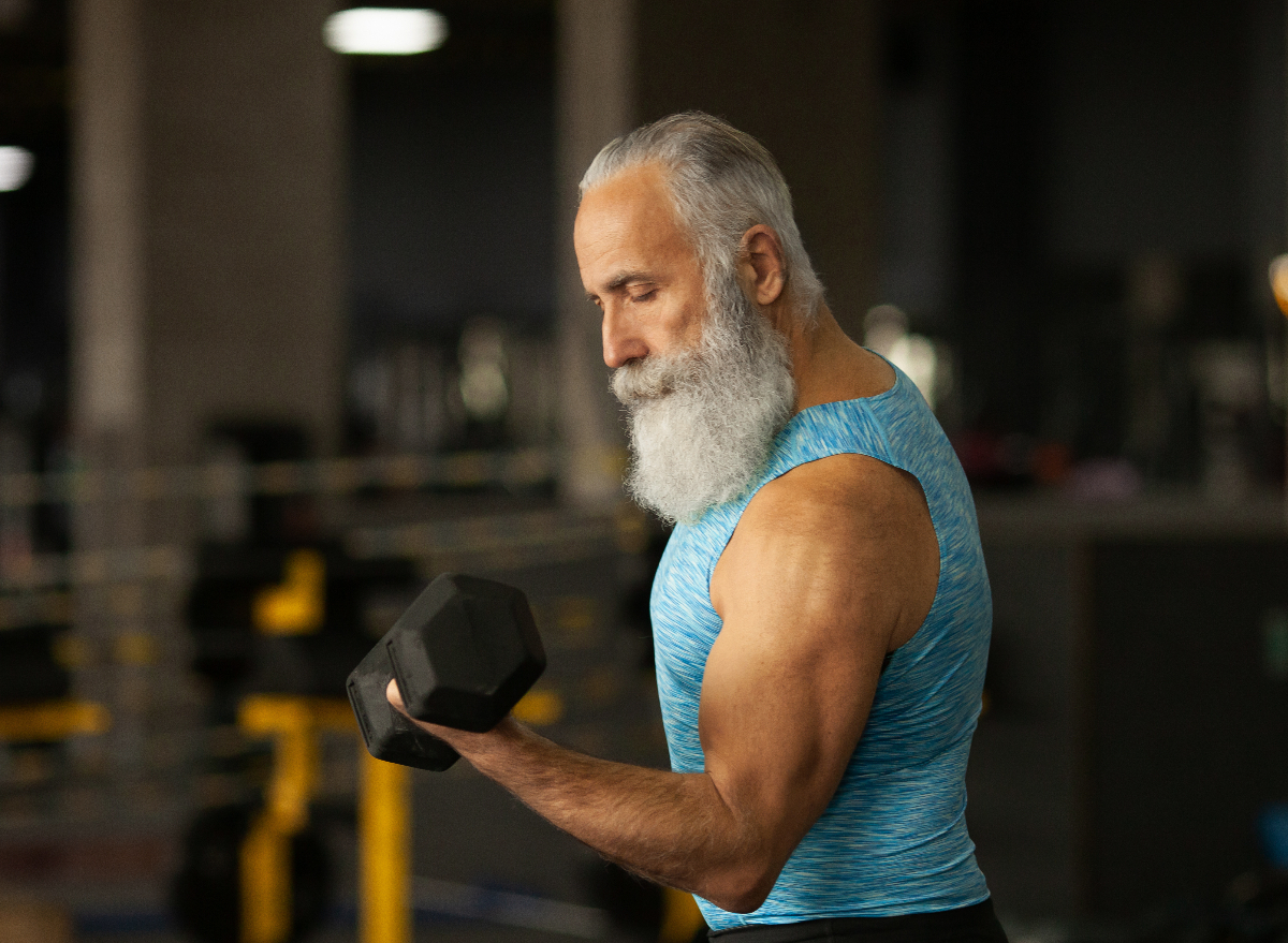 7 exercise habits that are destroying your arms after 50