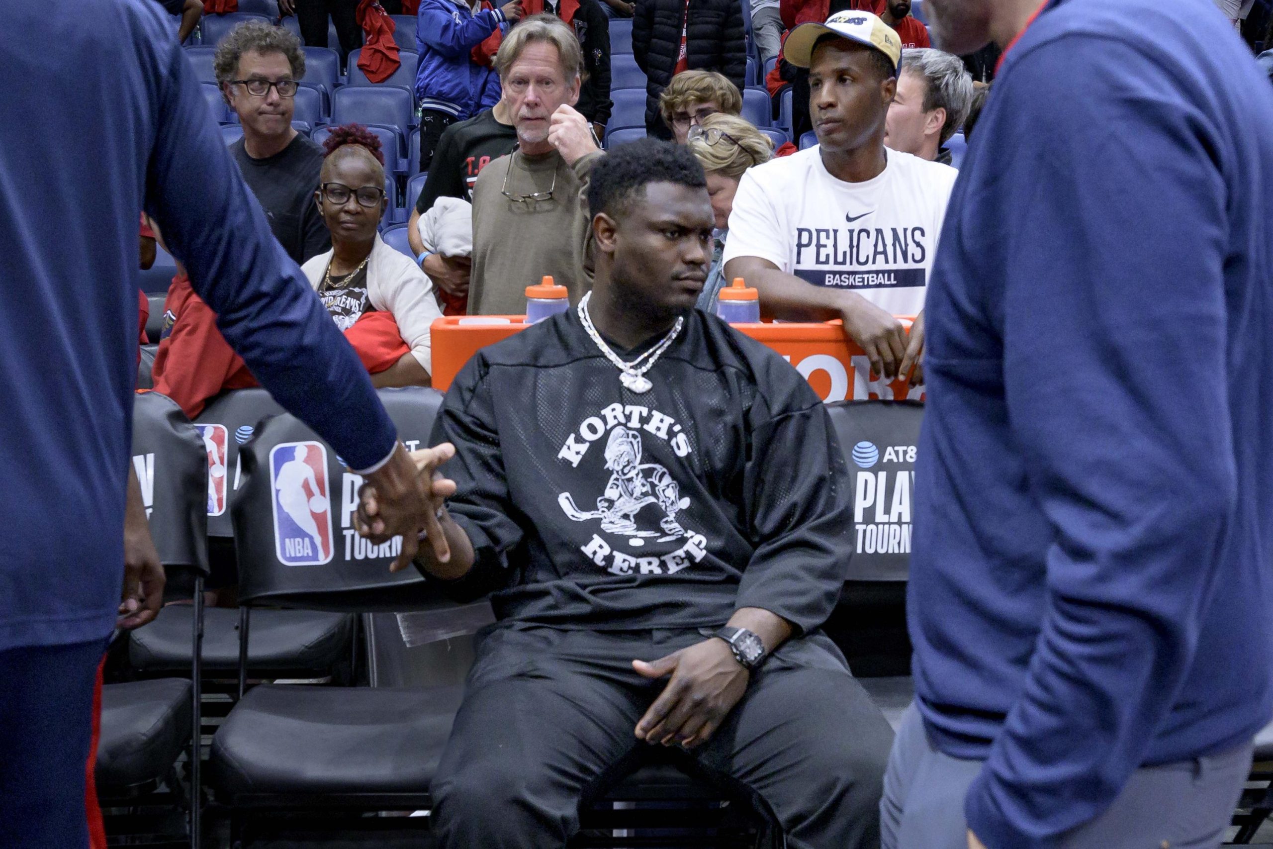 Pelicans' Griffin responds to Williamson's health issues