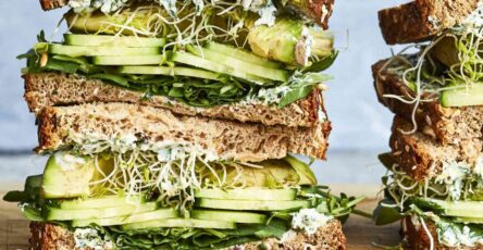 9 Foods Naturally High in Digestive Enzymes