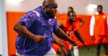 Clemson's Nick Eason finds balance in life through weight loss
