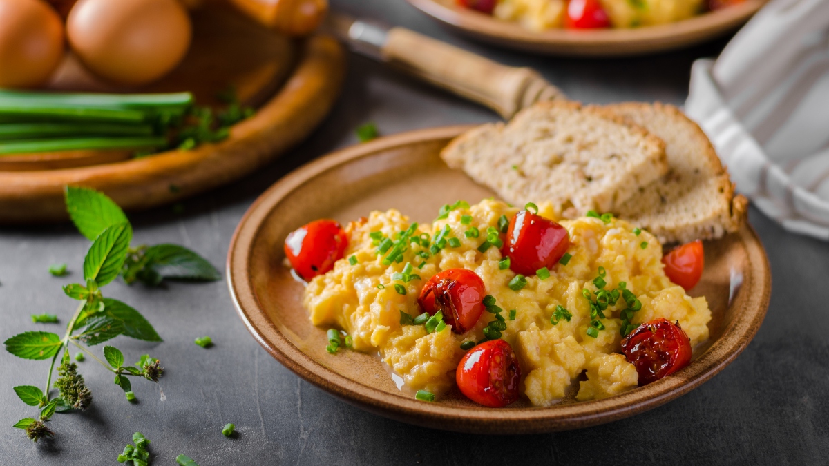 Want to look and feel fresher?  Include these 5 healthy foods in your spring detox