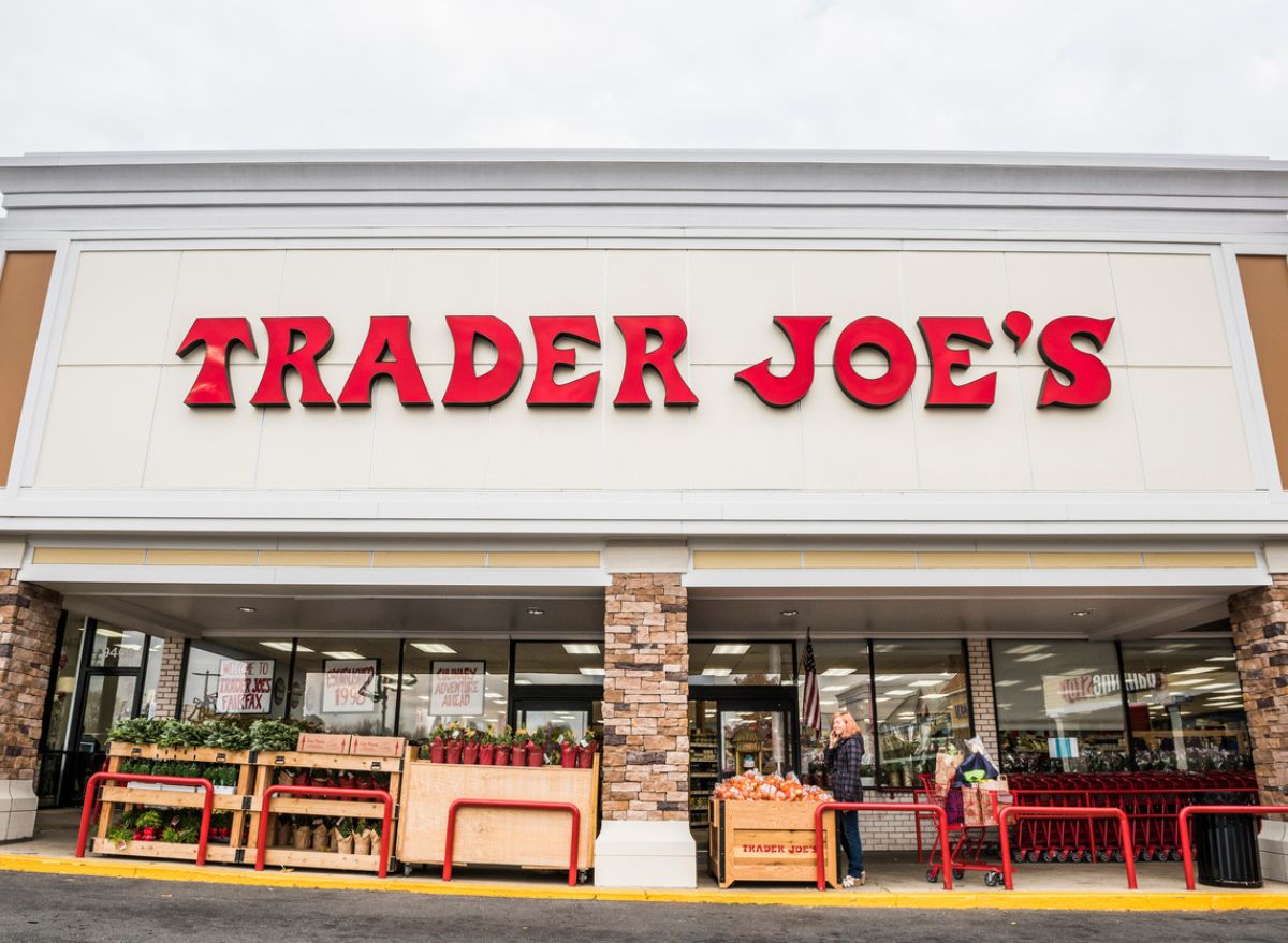 The Best and Worst Frozen Foods at Trader Joe's, According to Dietitians