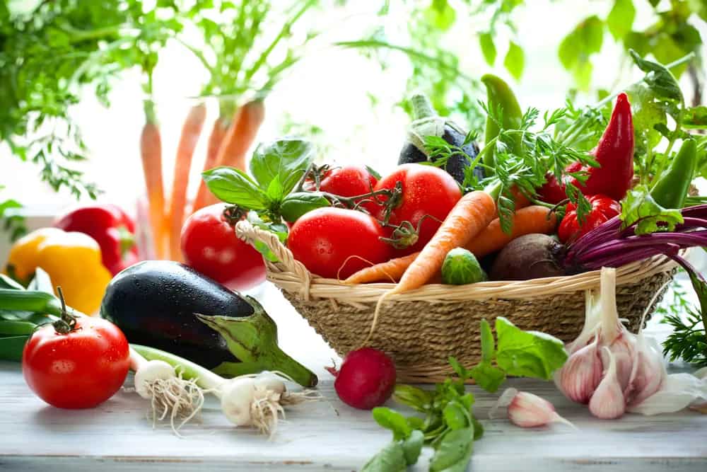 How to Lose Weight on the Raw Food Diet