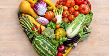 Carolyn Hansen: Healthy Eating to Lose Weight