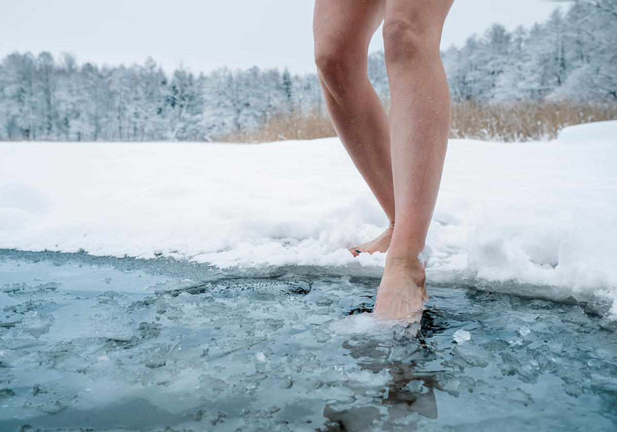Cold dives are the latest trend in training.  Do they really have benefits?