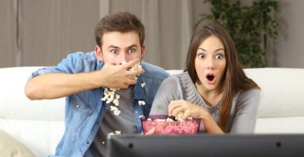 Popcorn is a favorite snack for many, but is it healthy or unhealthy?  And what's the best way to pop it?