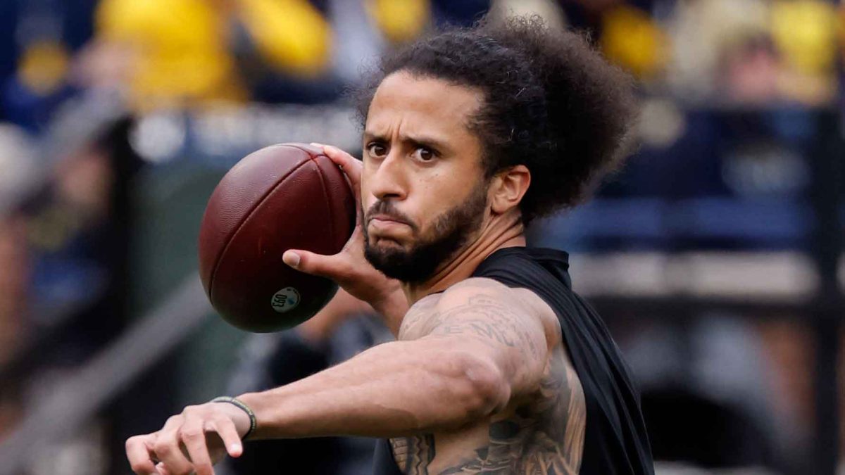 NFL stars praise Kaepernick's arm talent in new workout video